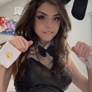 Meet your Posher, Kuvinu